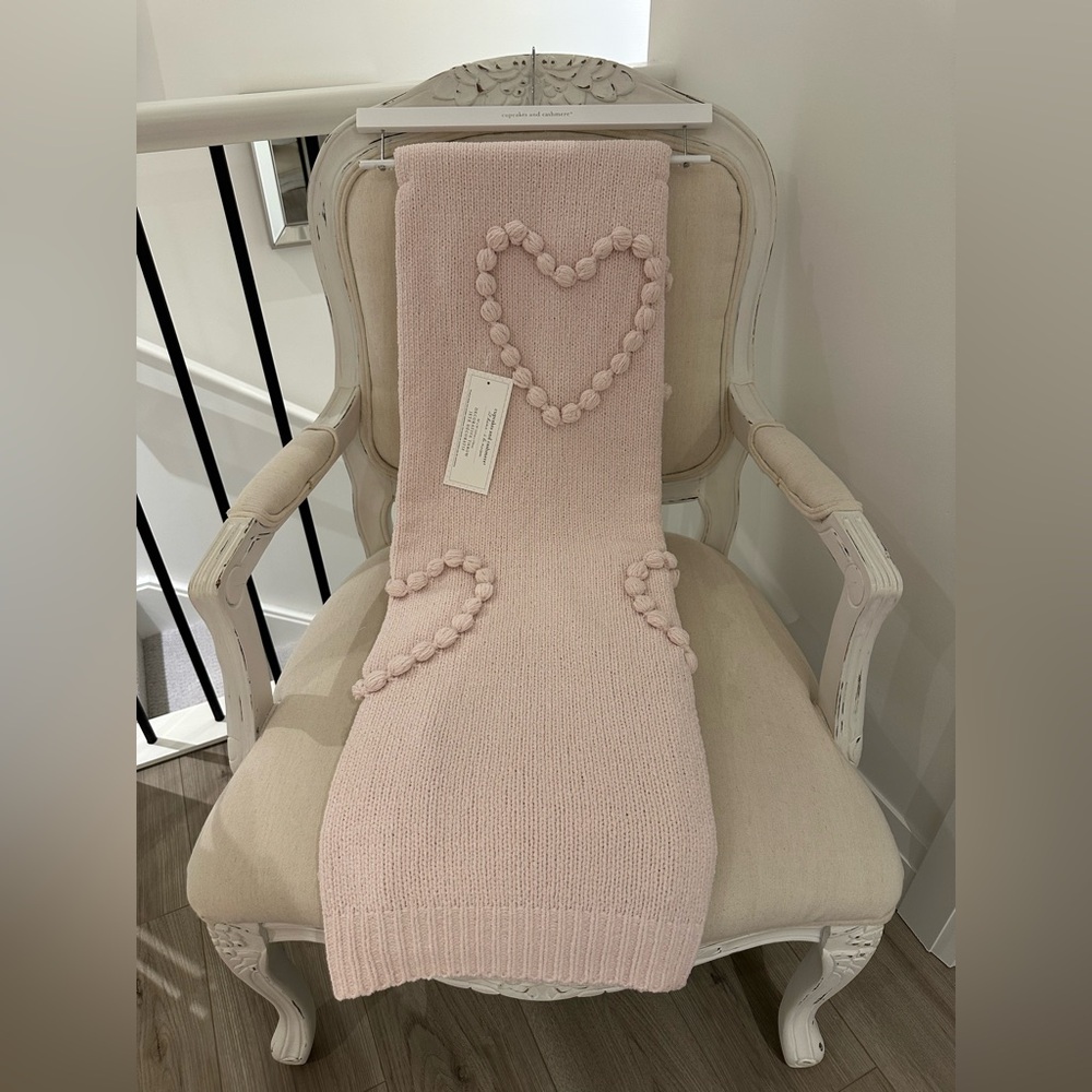 NWT Pale Dusty Pink Cozy Heart Knit Blanket Throw